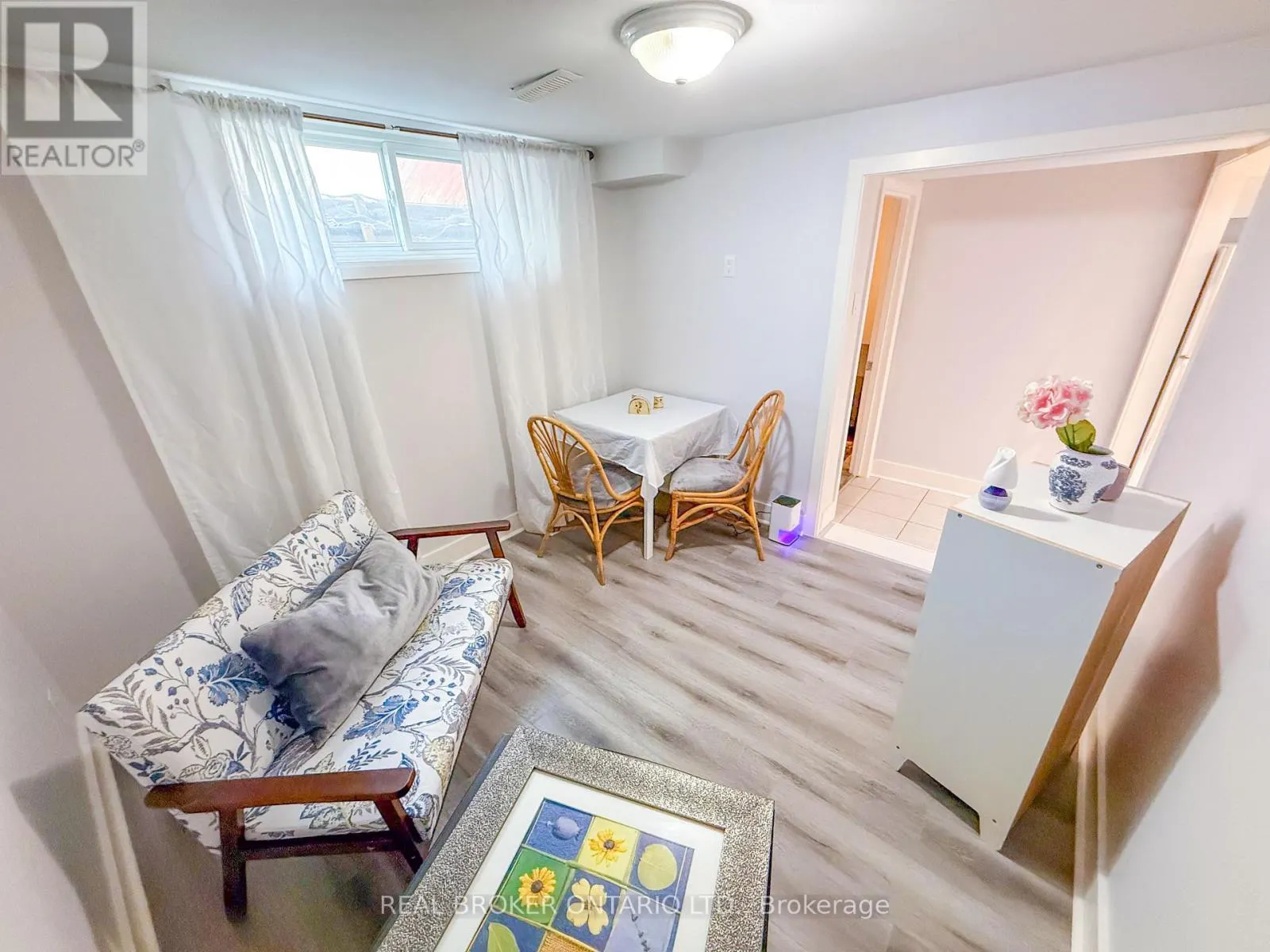 LOWER LEVEL - 14 GOOCH COURT