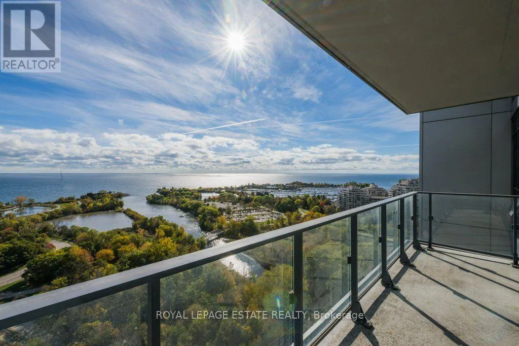 2310 - 2200 LAKE SHORE BOULEVARD W