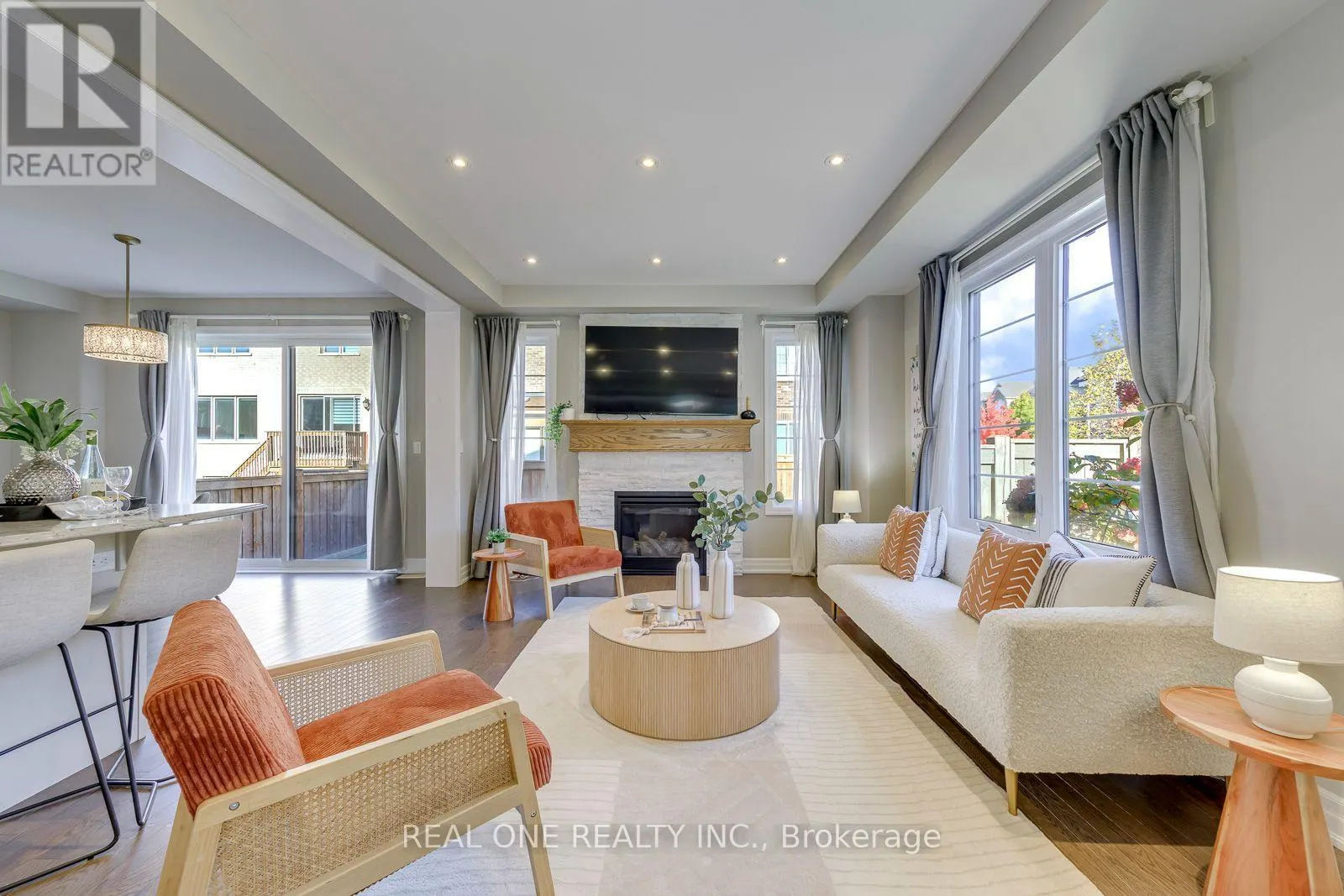 3328 VARDON WAY