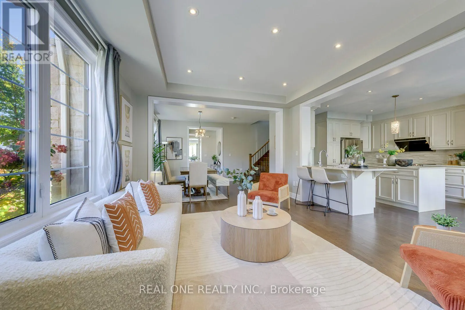 3328 VARDON WAY