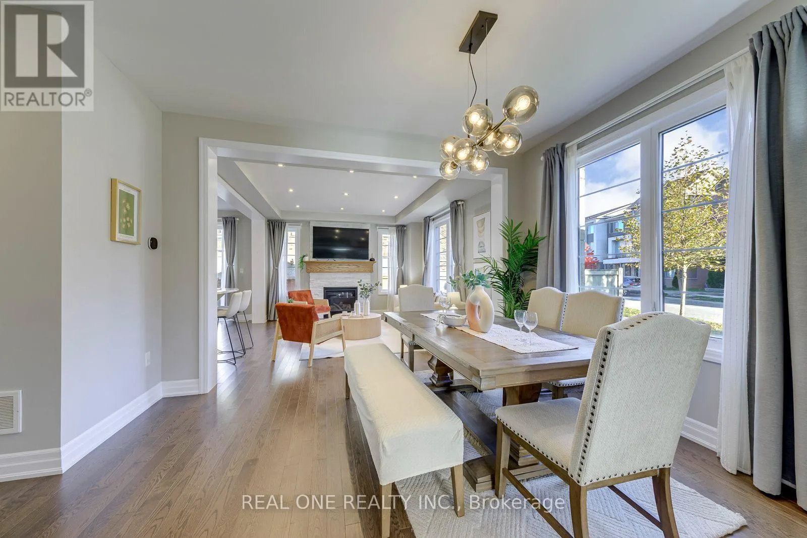 3328 VARDON WAY