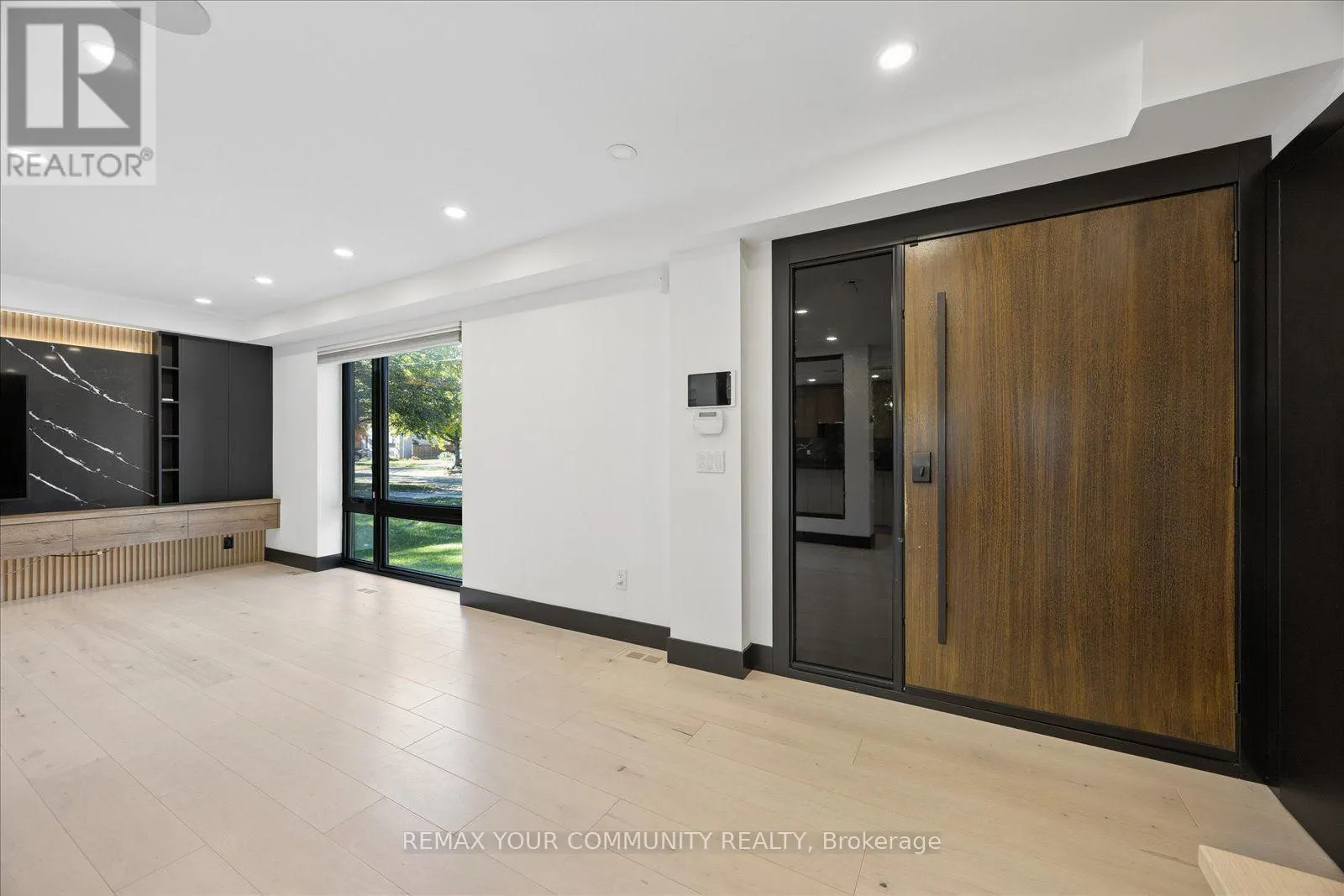 1584 SUNNYCOVE DRIVE