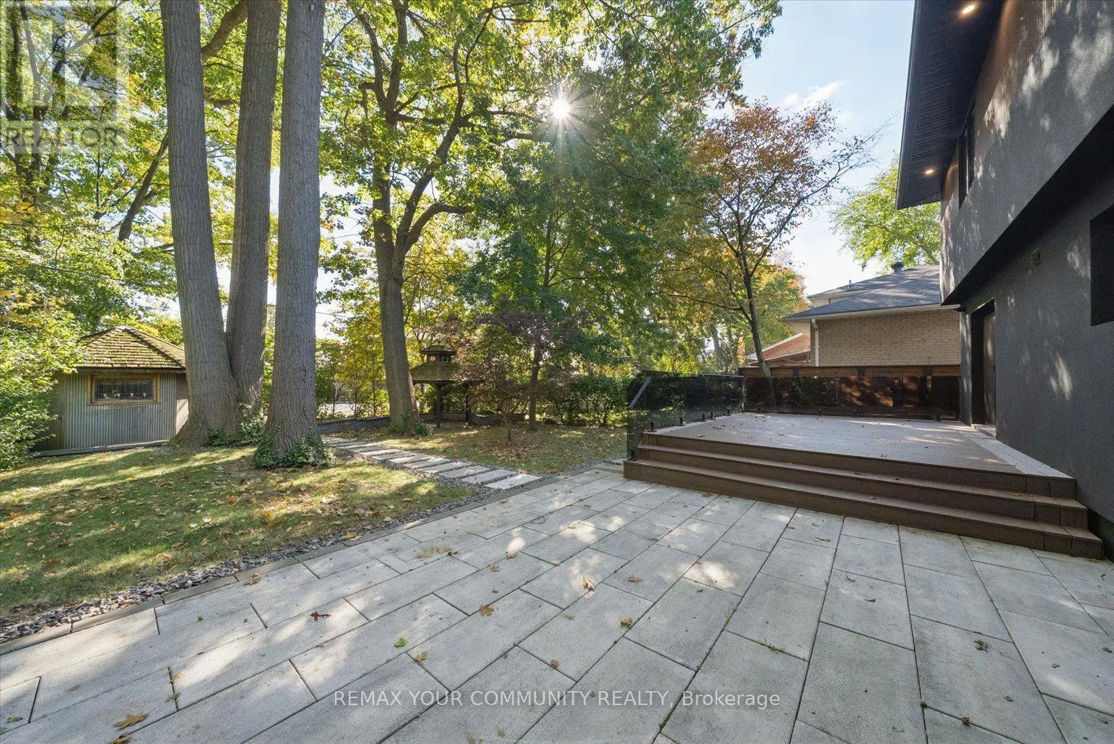 1584 SUNNYCOVE DRIVE