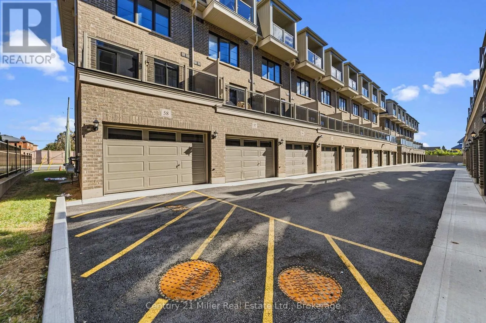 58 - 2150 TRAFALGAR ROAD #58