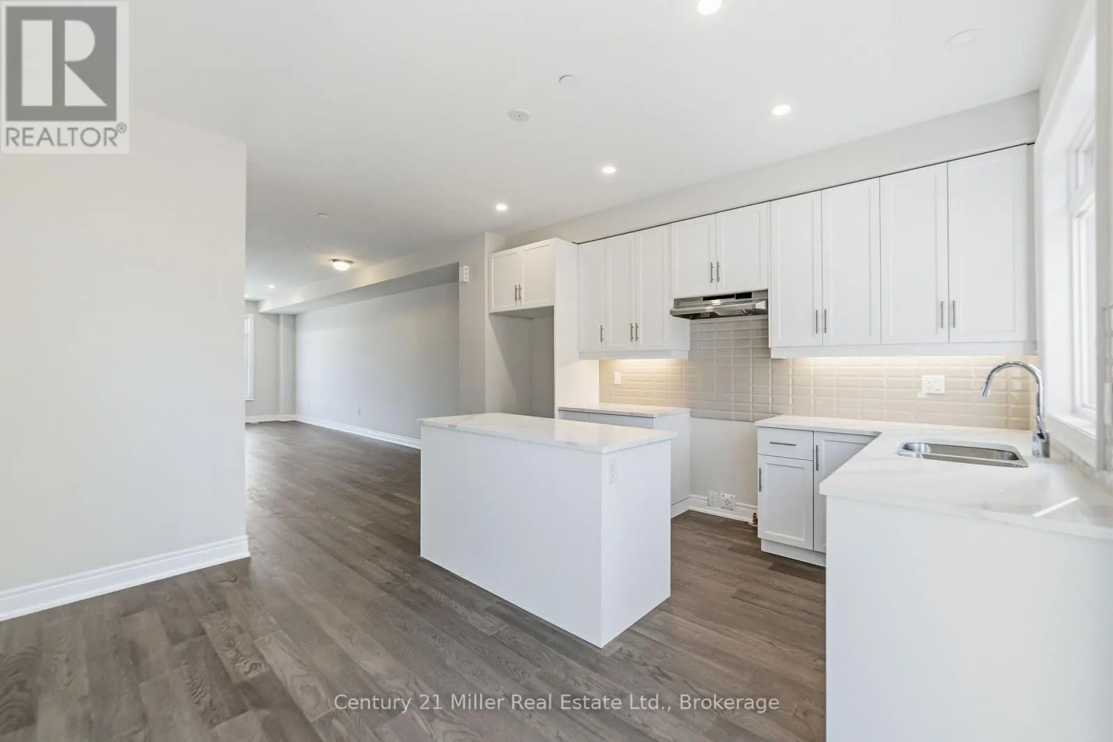 58 - 2150 TRAFALGAR ROAD #58
