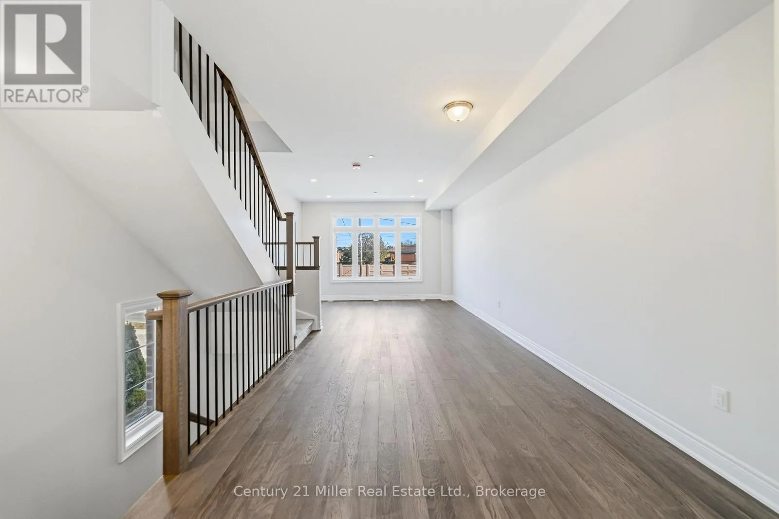 58 - 2150 TRAFALGAR ROAD #58