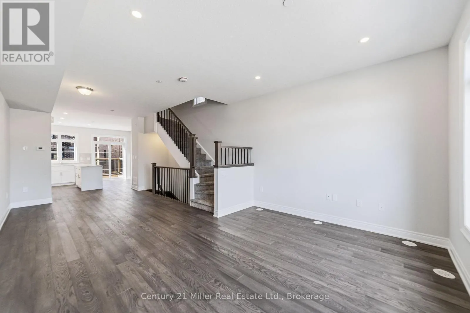 58 - 2150 TRAFALGAR ROAD #58
