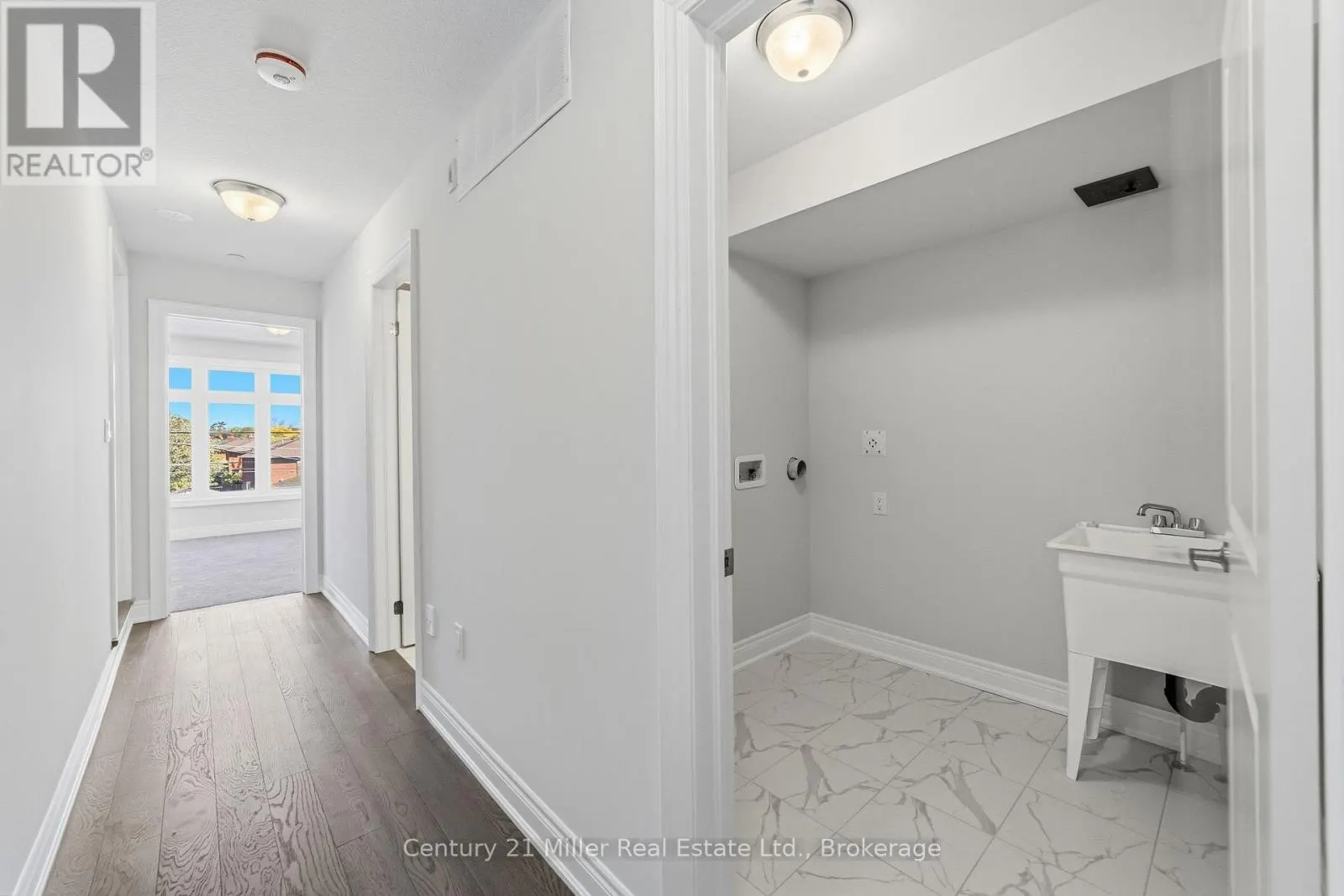 58 - 2150 TRAFALGAR ROAD #58
