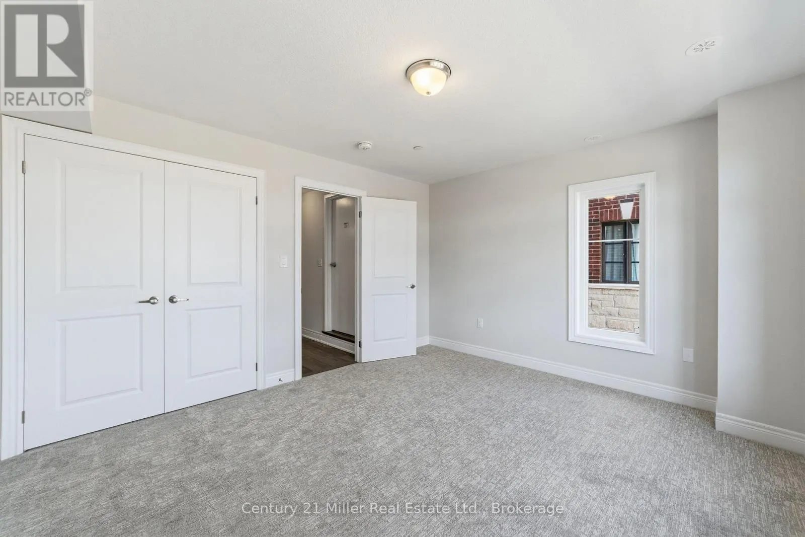58 - 2150 TRAFALGAR ROAD #58