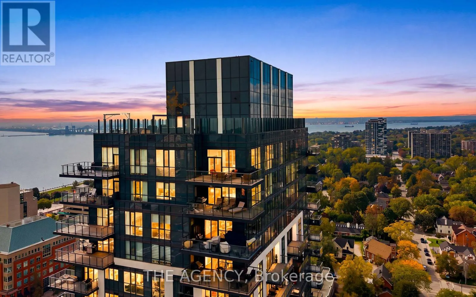 2201 - 2007 JAMES STREET