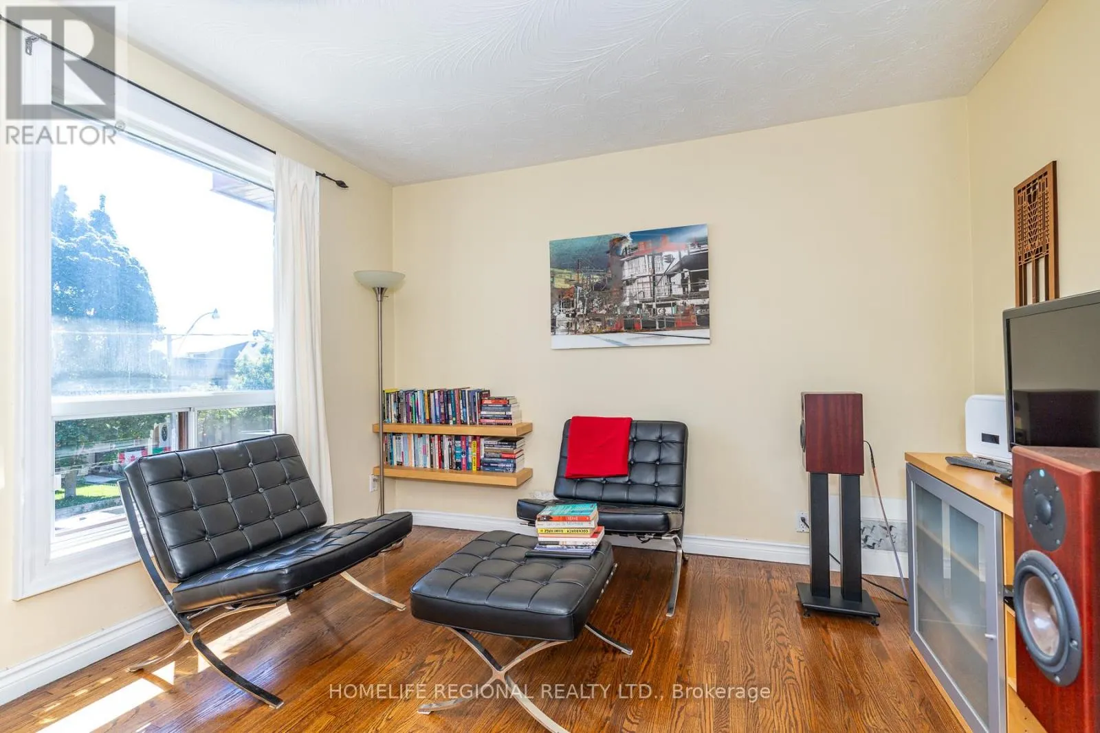 122 EMERSON AVENUE