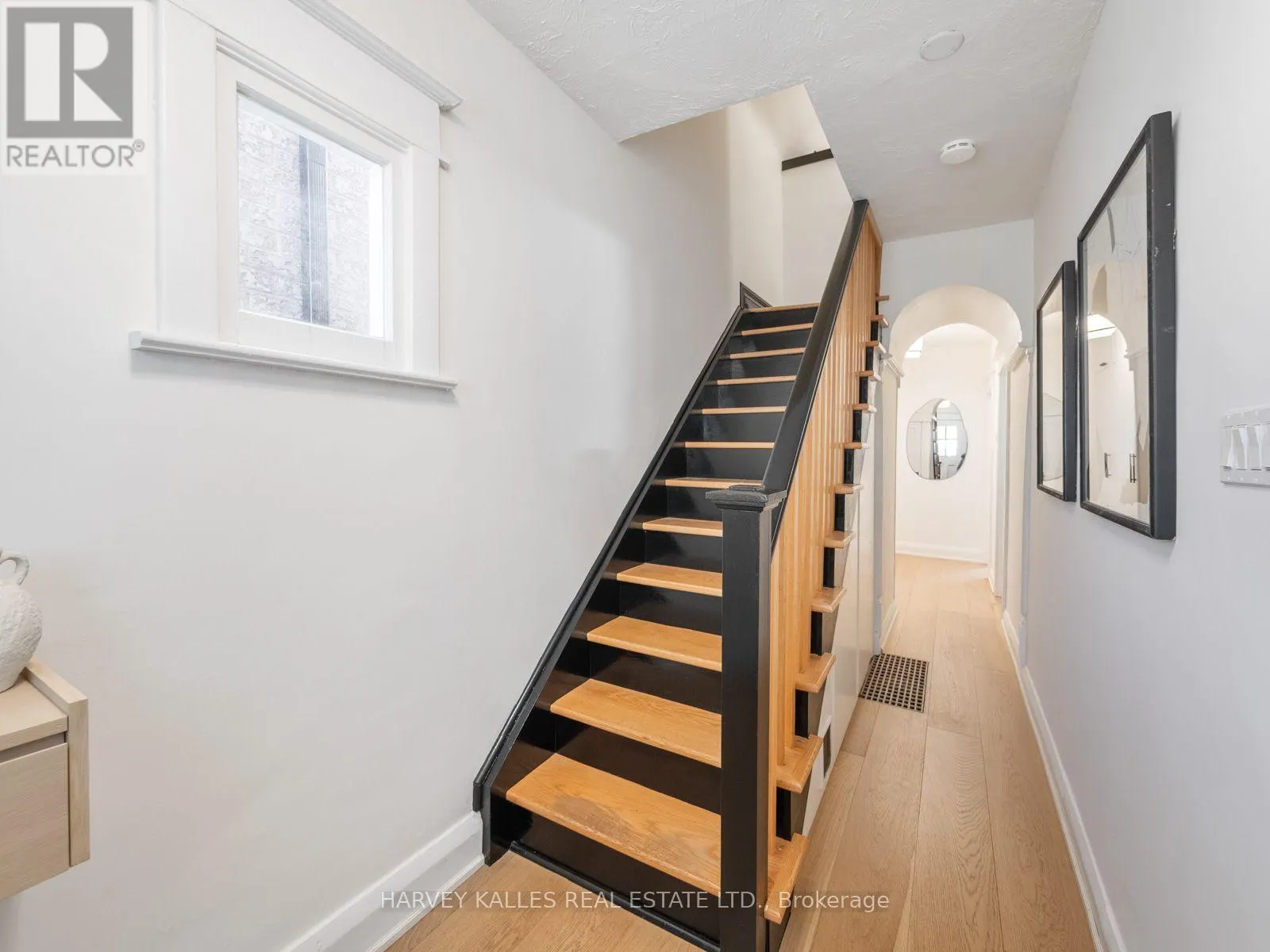 35 DYNEVOR ROAD