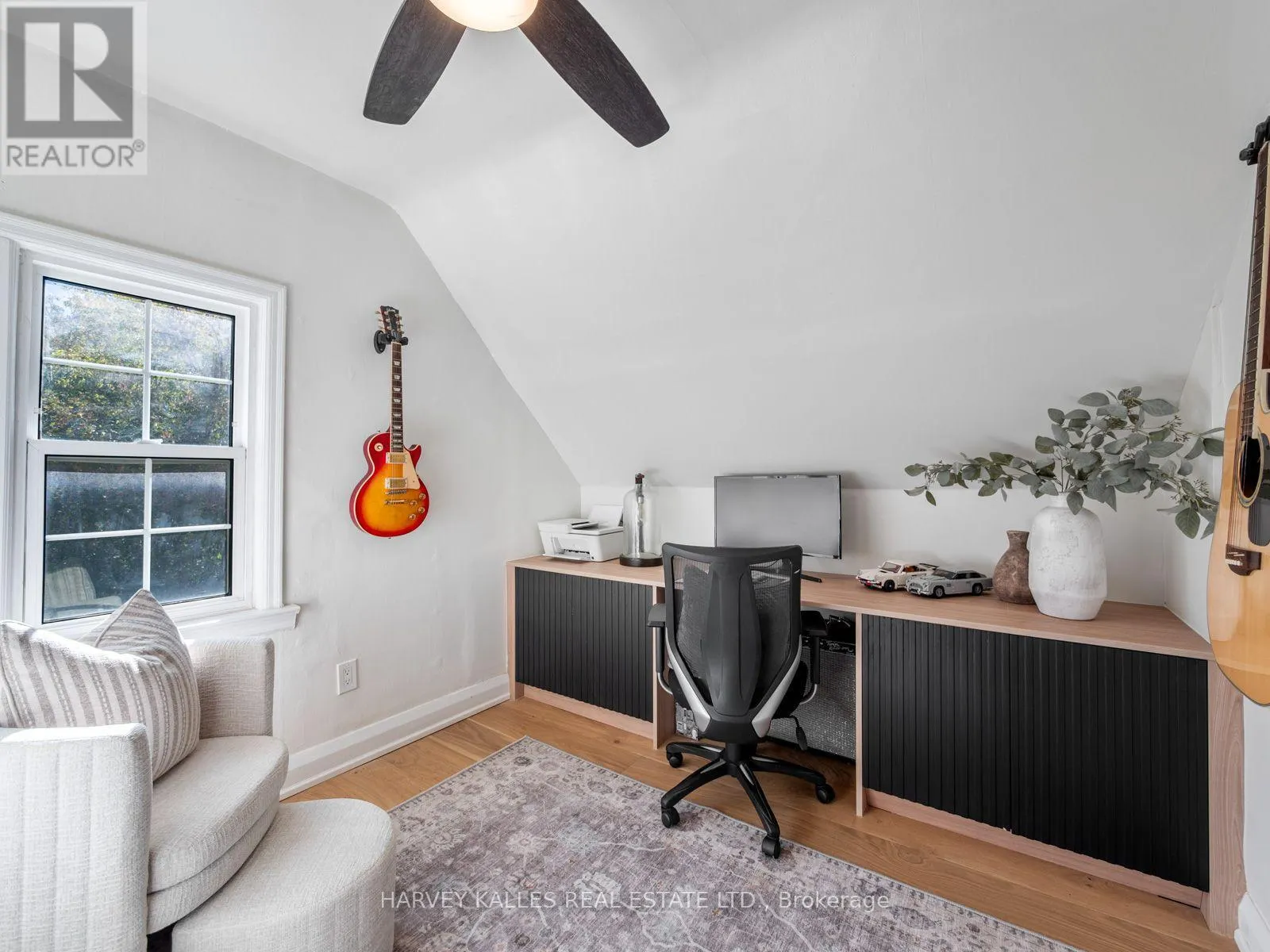 35 DYNEVOR ROAD