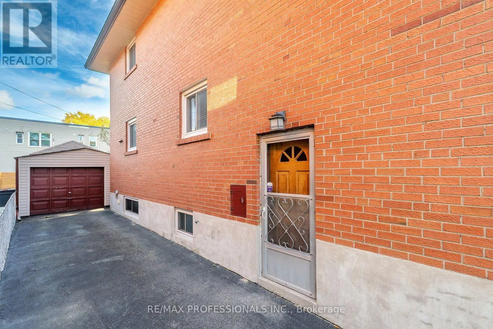 61 ROSEMEADE AVENUE