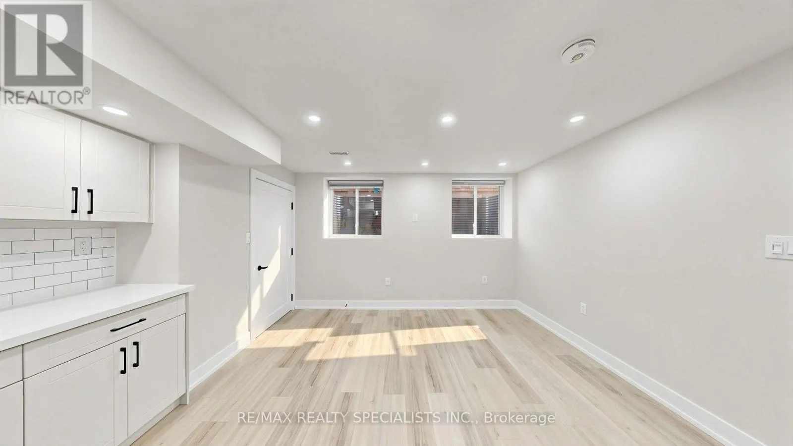 BSMT - 848 SUMAC CRESCENT