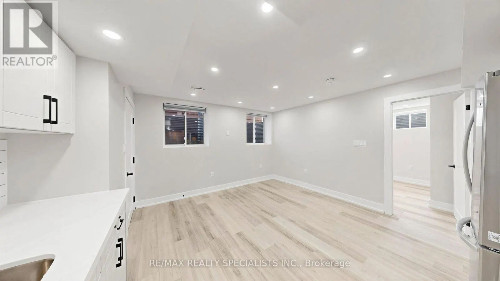 BSMT - 848 SUMAC CRESCENT