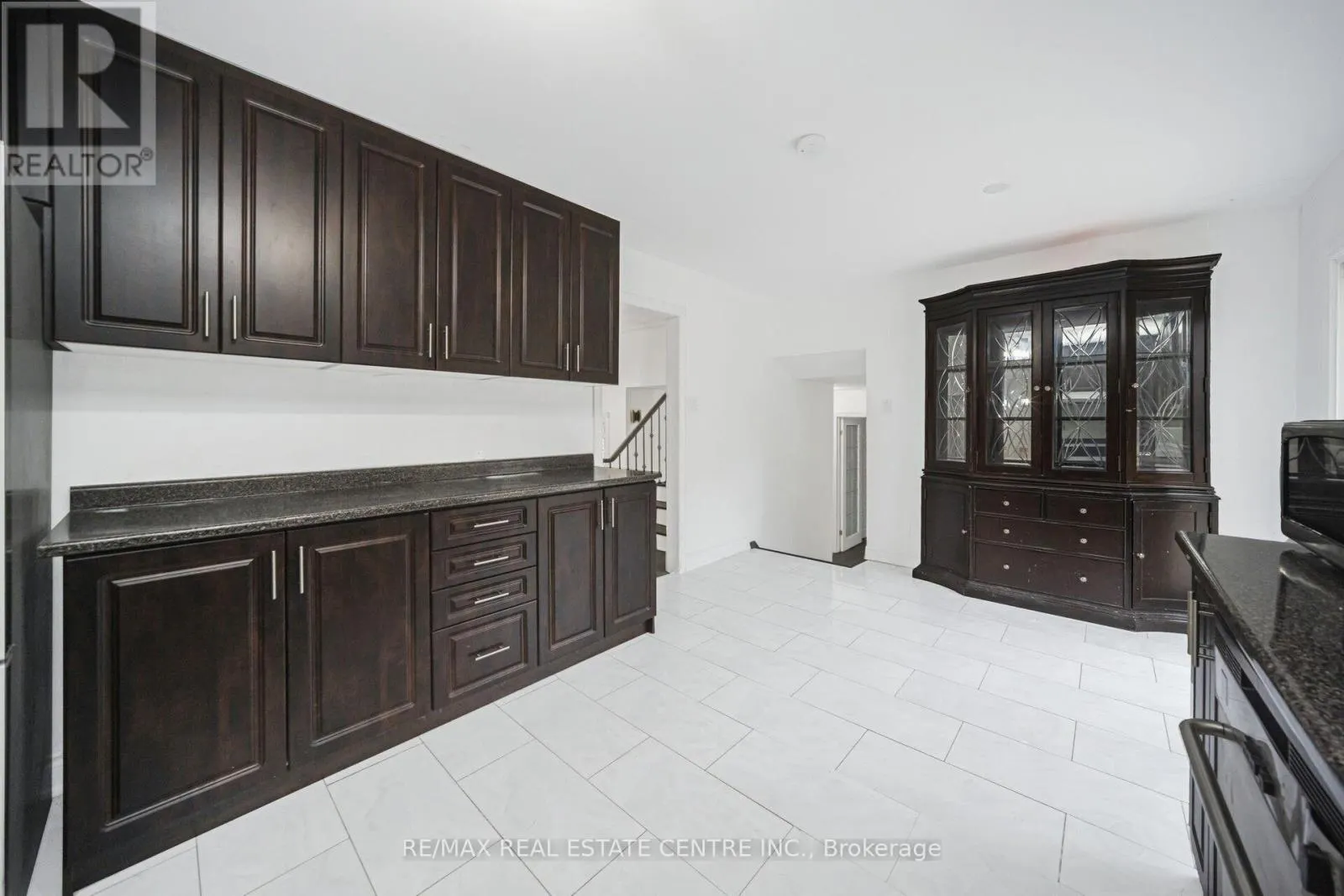 15095 DIXIE ROAD