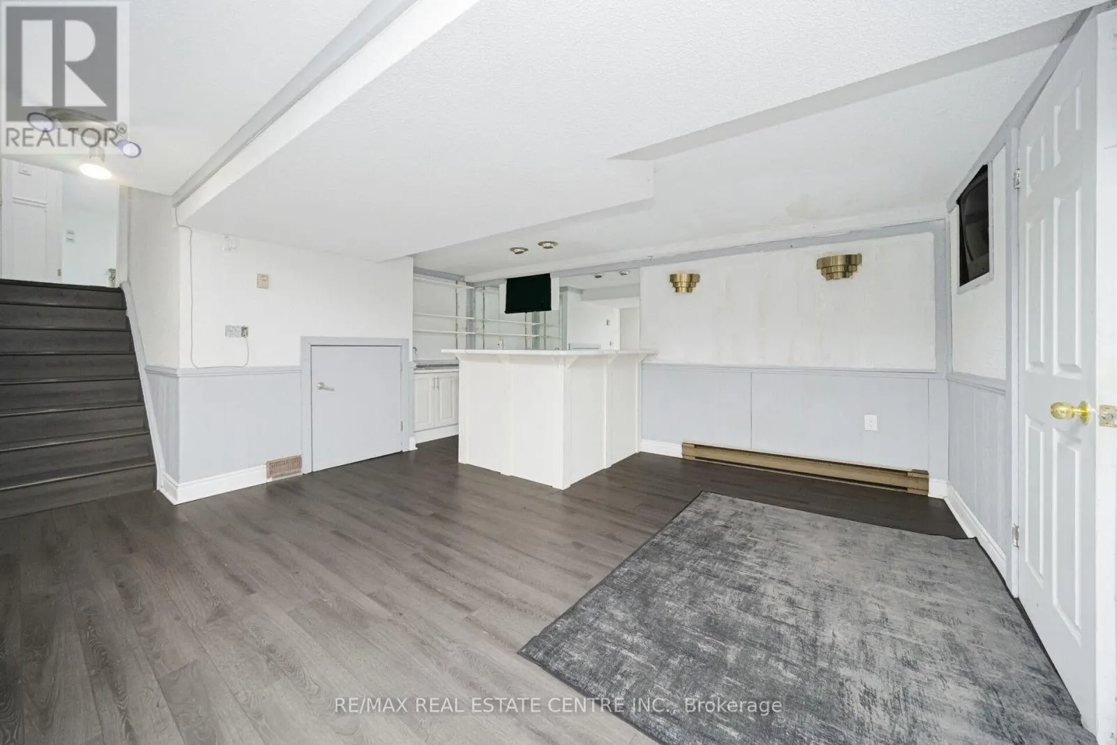 15095 DIXIE ROAD