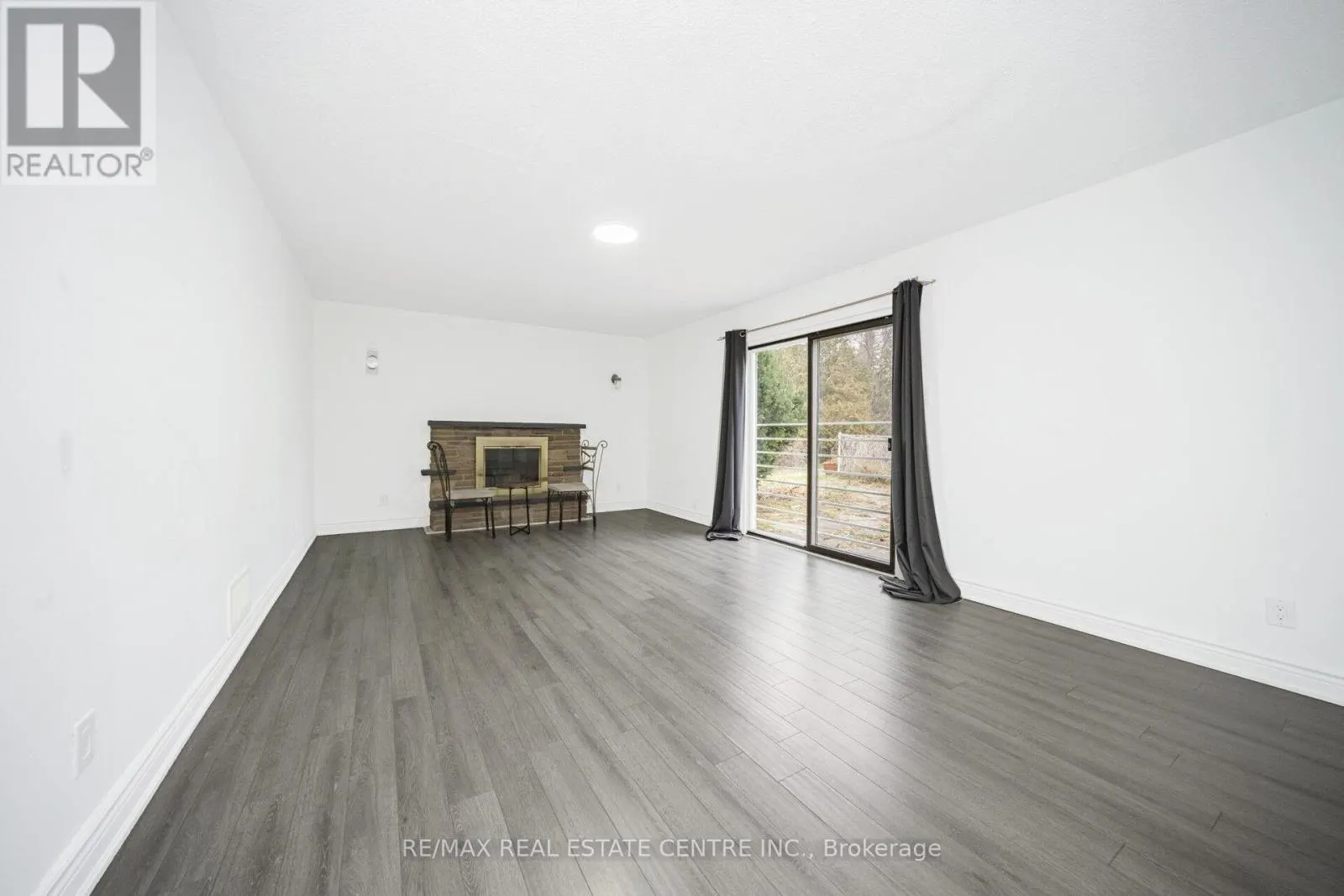 15095 DIXIE ROAD