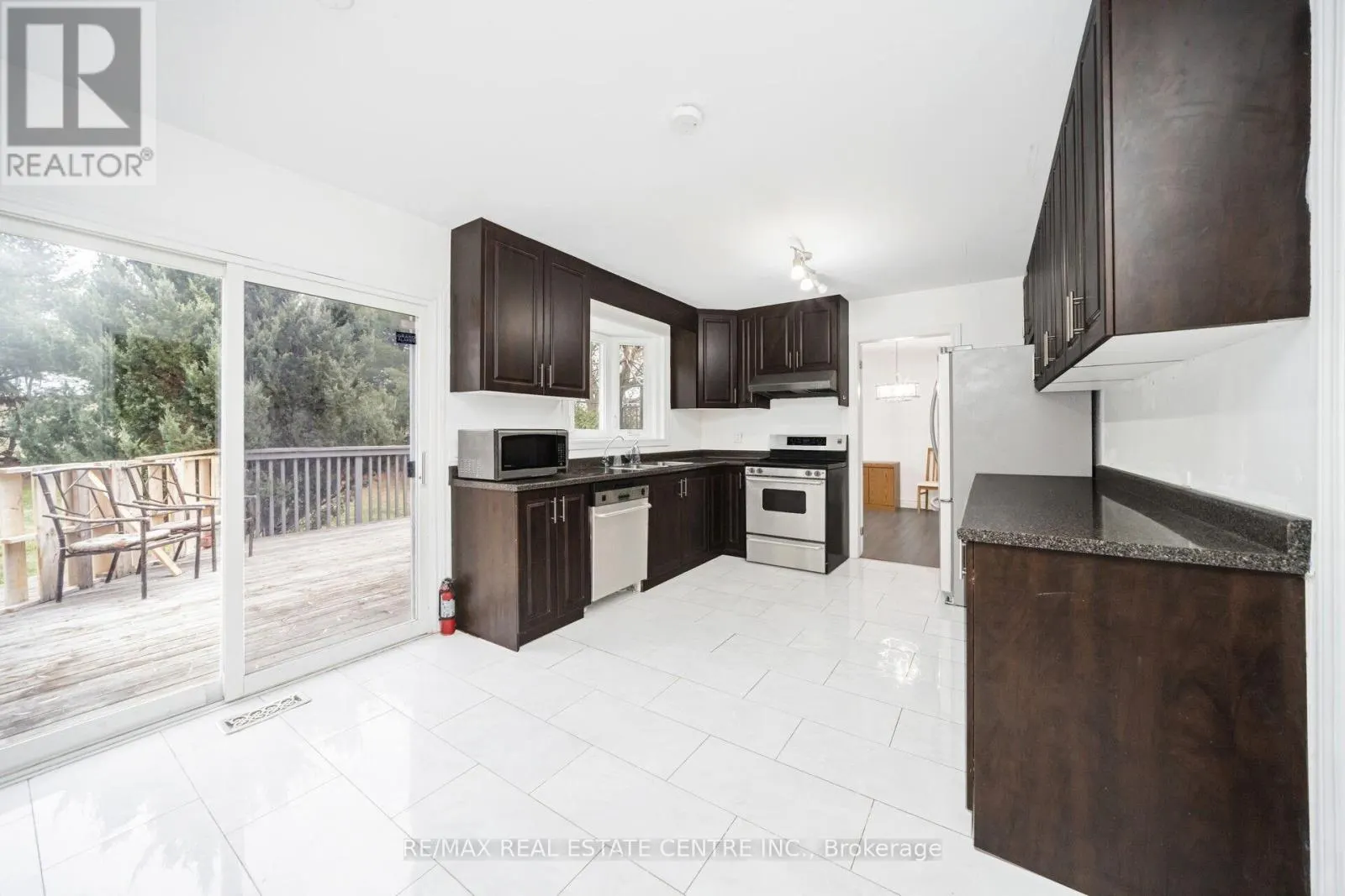 15095 DIXIE ROAD