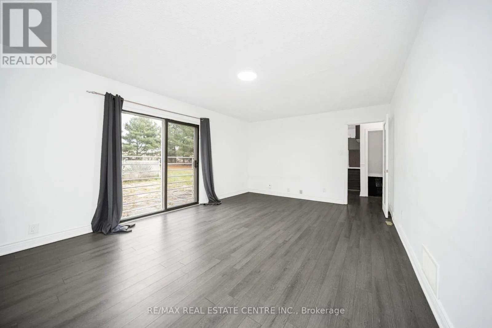 15095 DIXIE ROAD