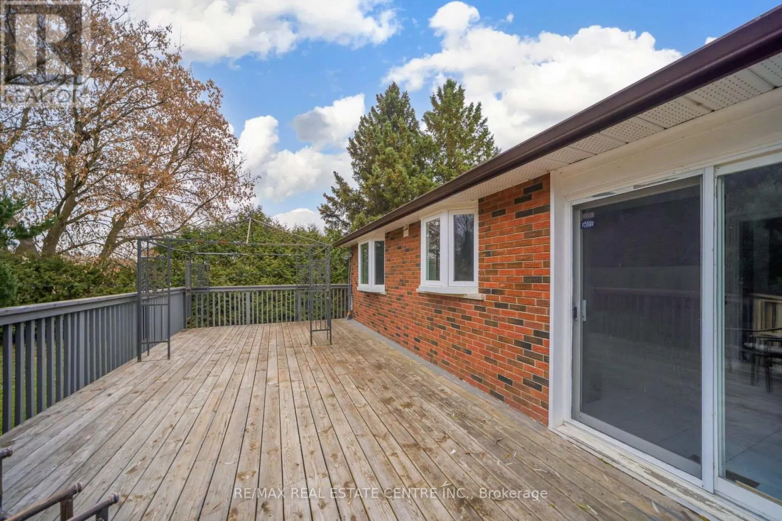 15095 DIXIE ROAD