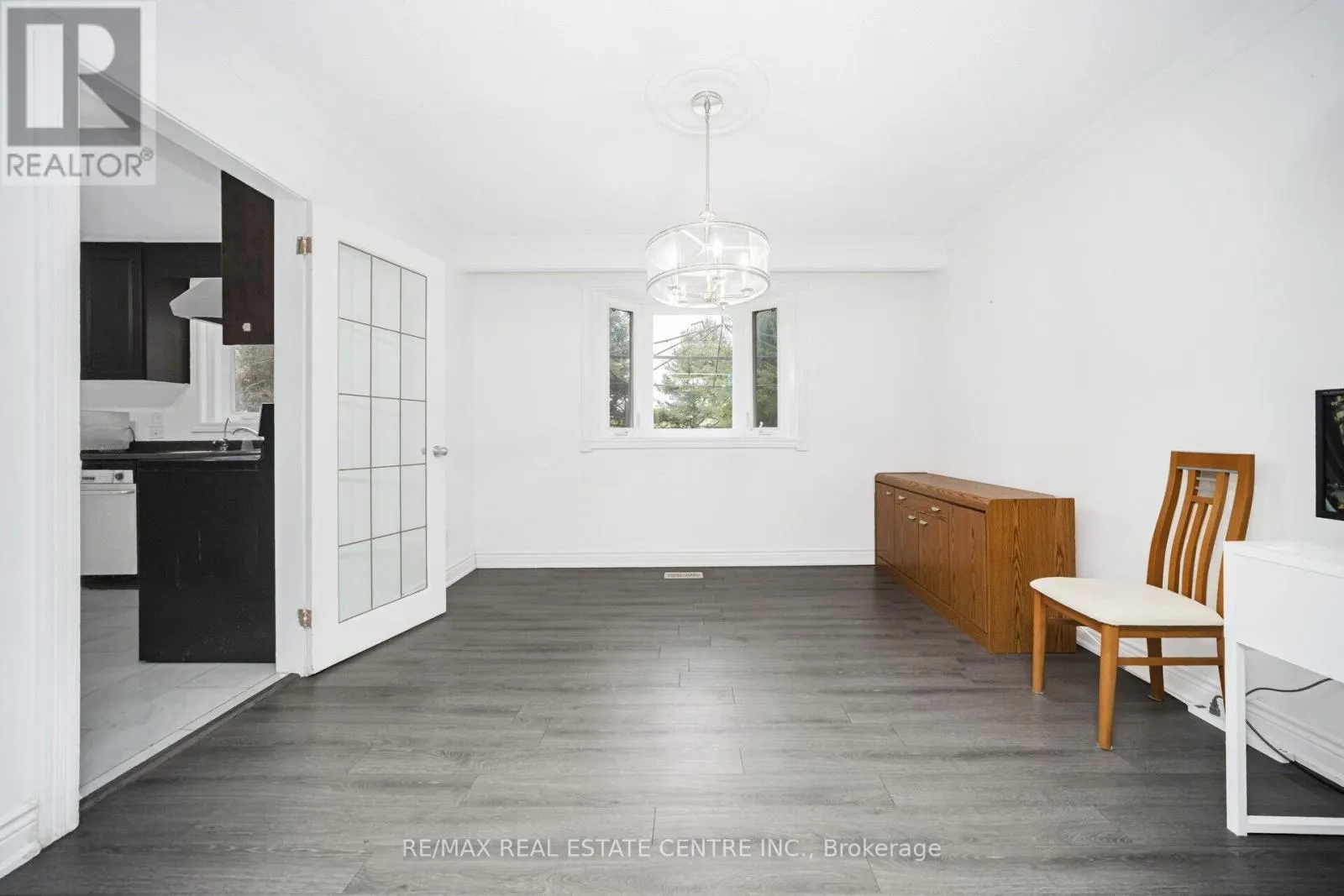 15095 DIXIE ROAD