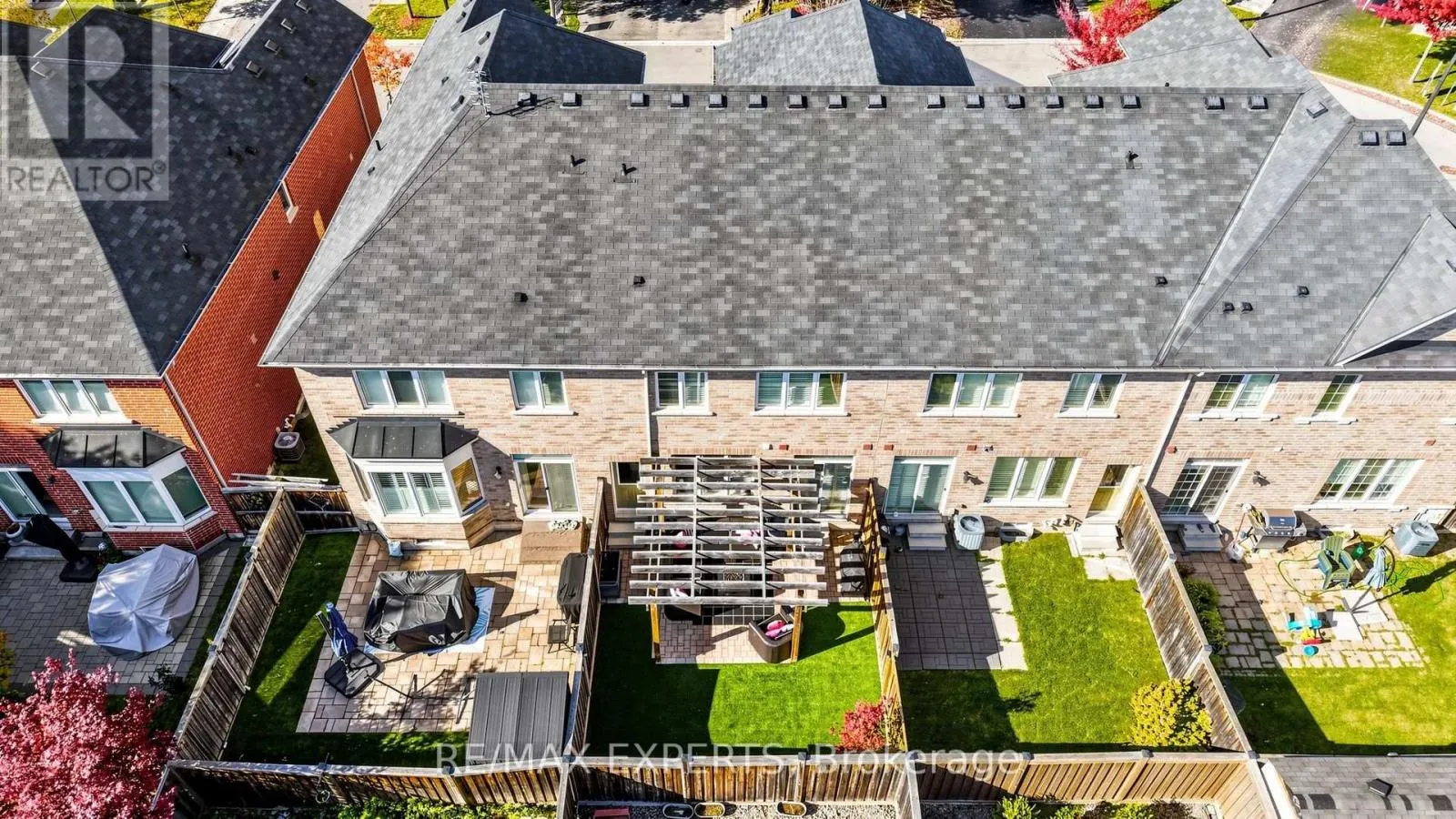 1456 HAWS CRESCENT