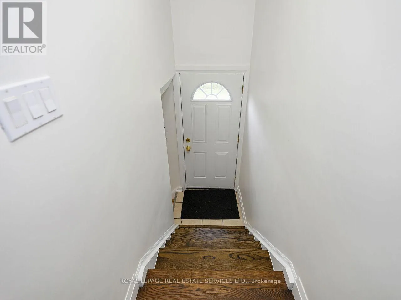 873 SIXTH STREET
