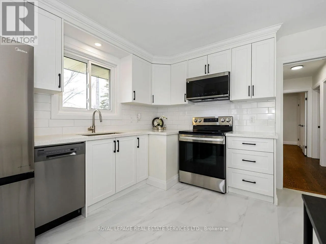 873 SIXTH STREET