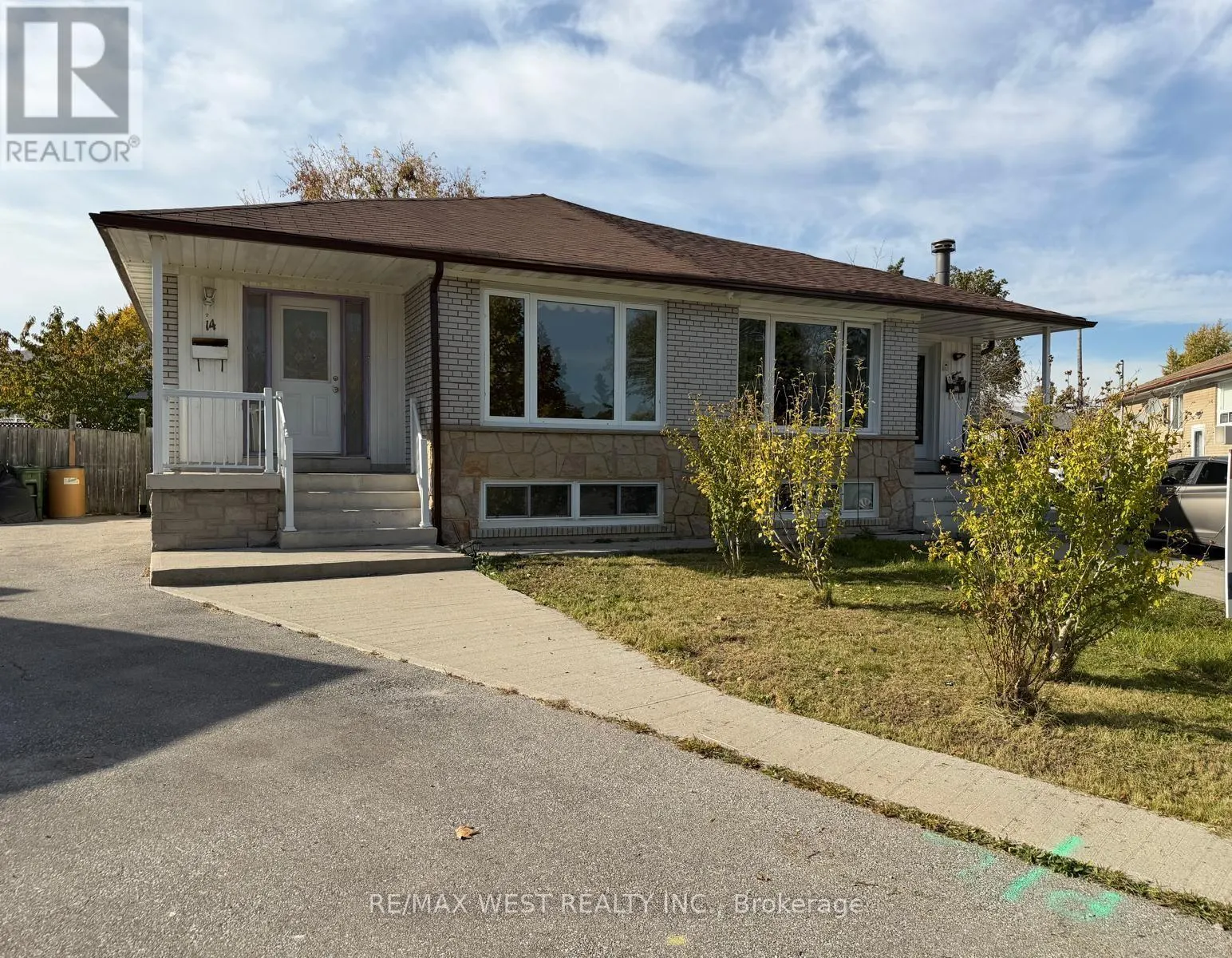 14 MELPHAM COURT