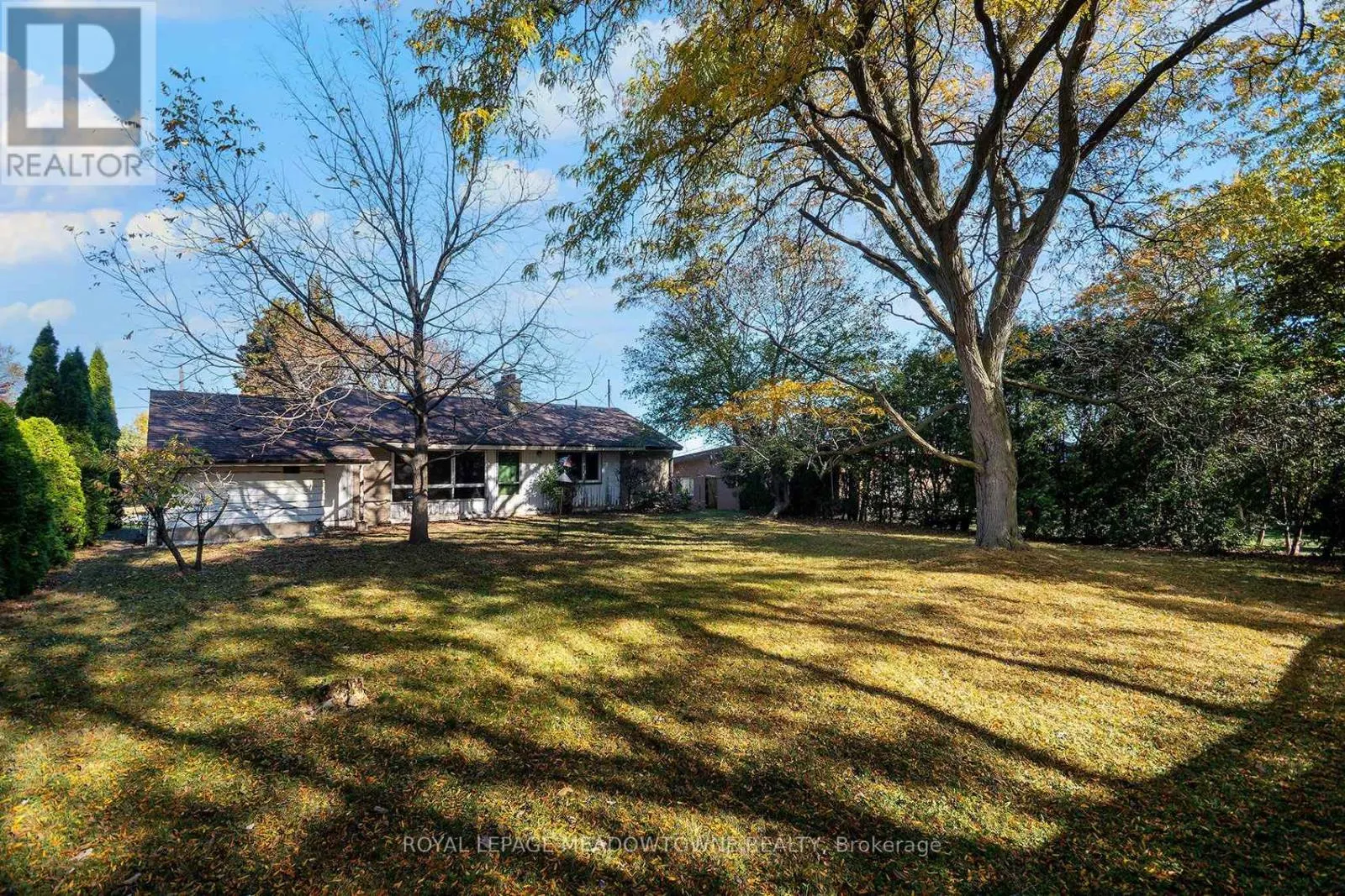 112 VISTA BOULEVARD