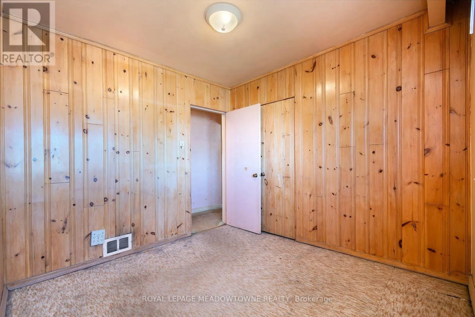 112 VISTA BOULEVARD