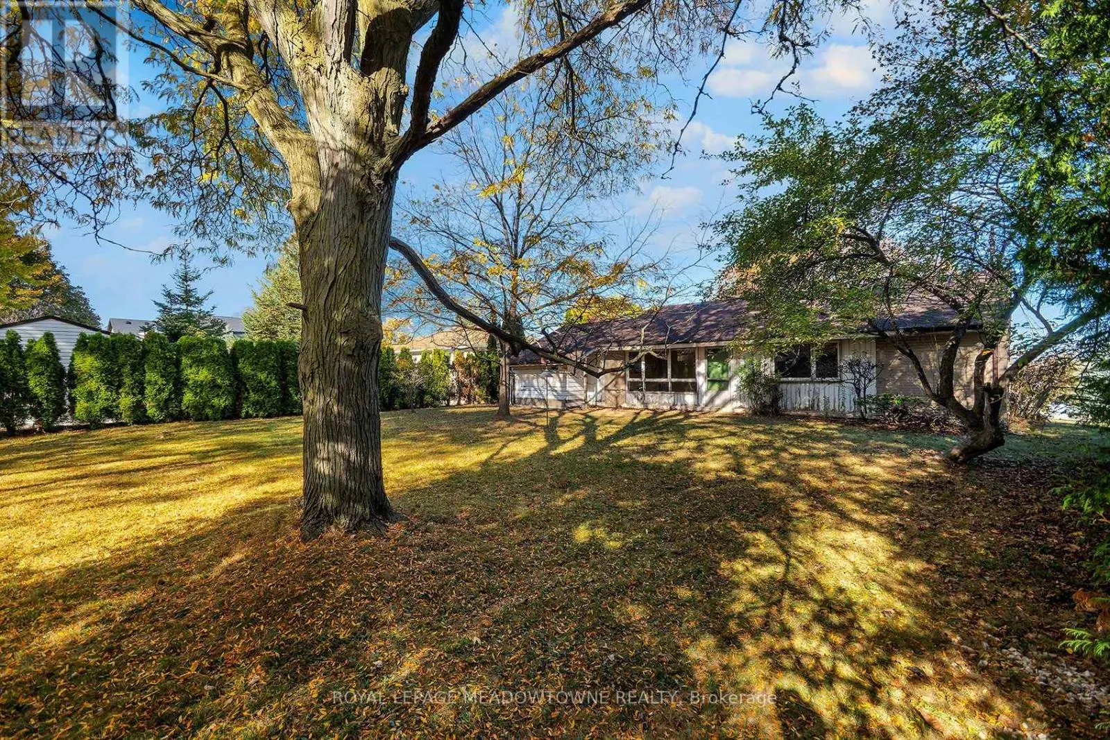 112 VISTA BOULEVARD