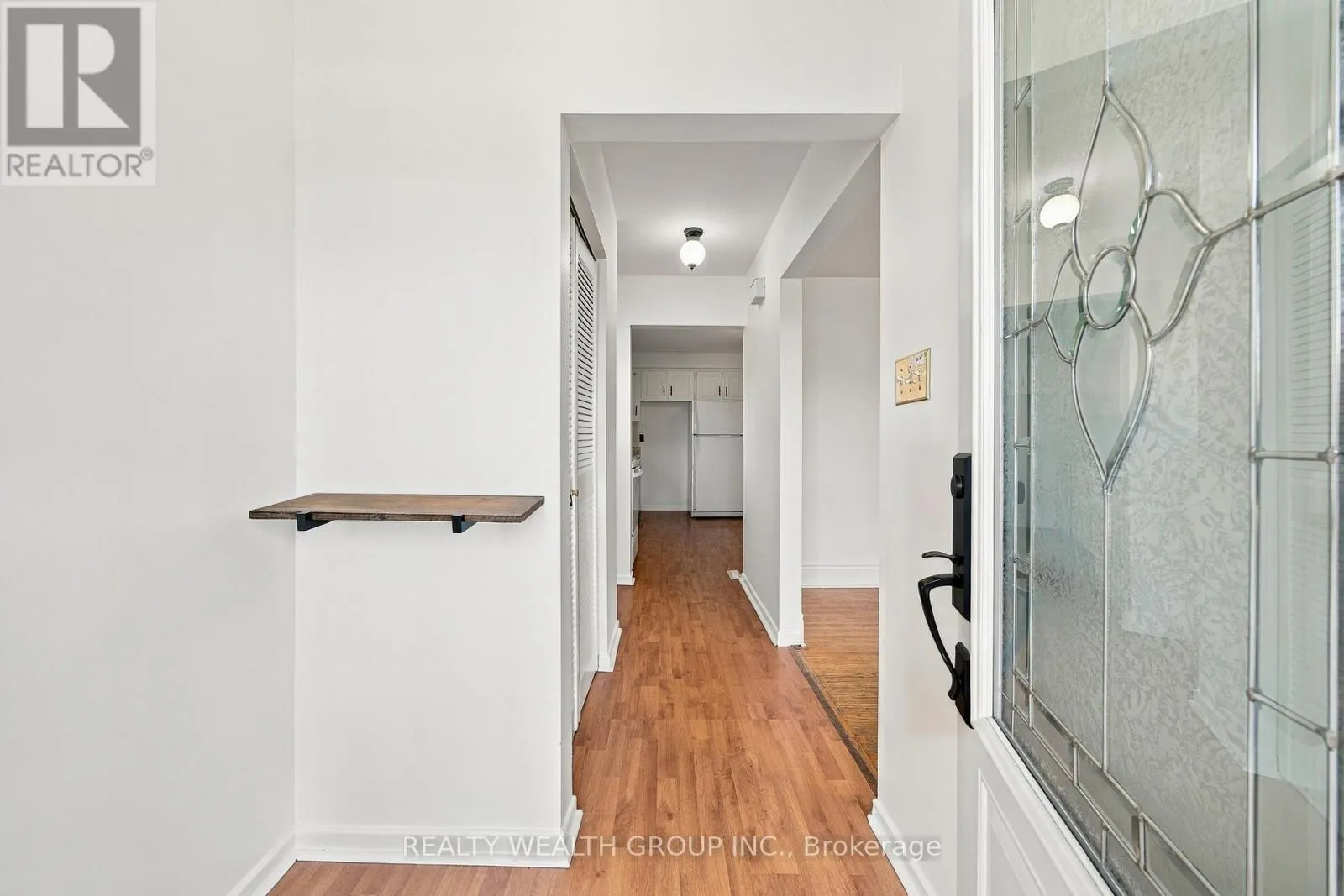 10 FLAVIAN COURT