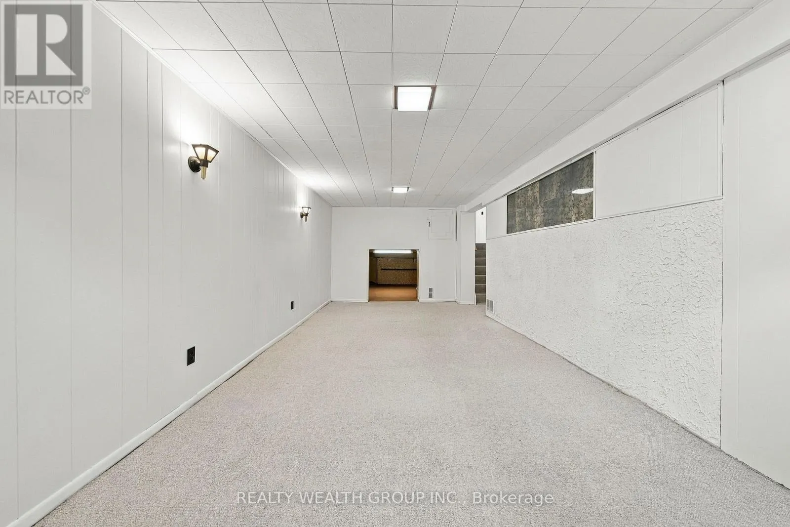 10 FLAVIAN COURT