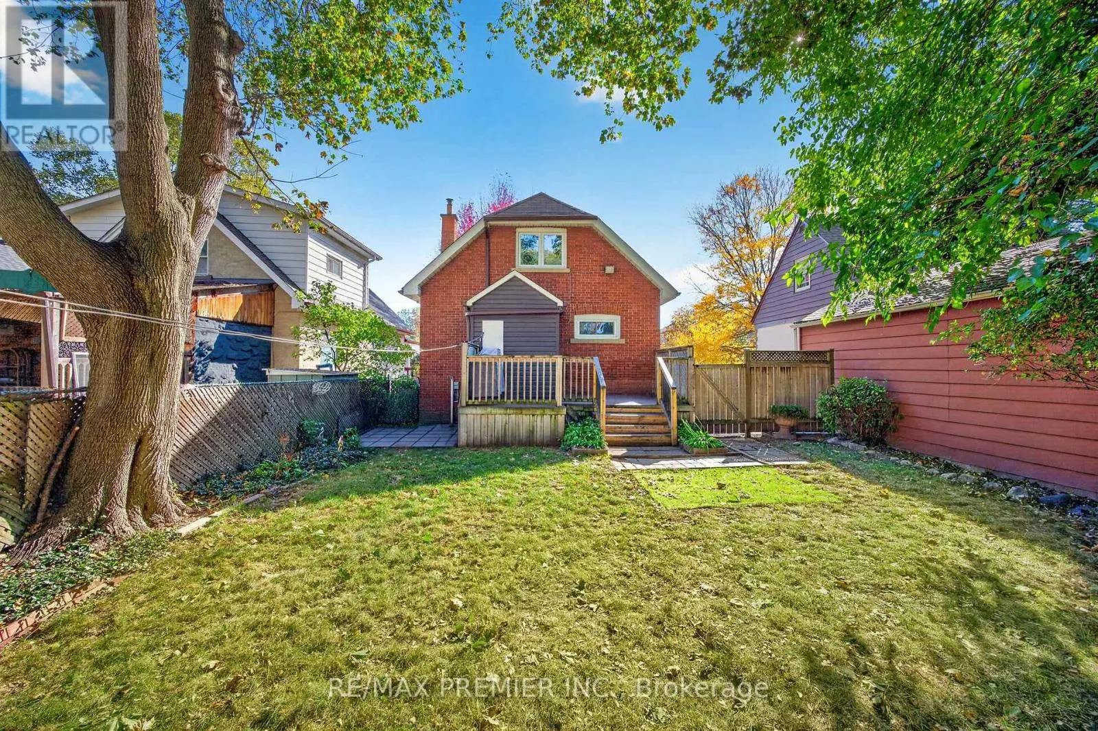232 JOHN STREET