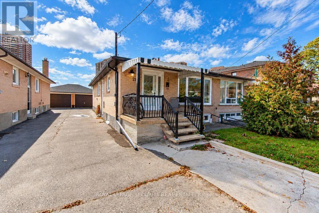 21 NEAMES CRESCENT