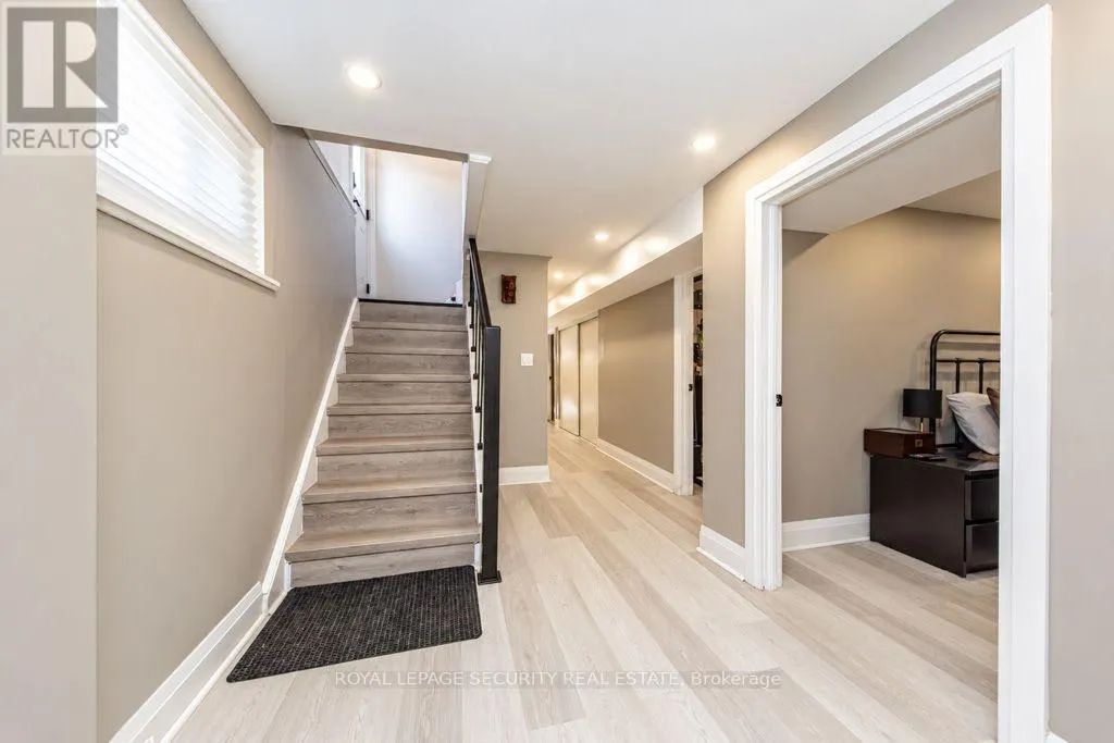 21 NEAMES CRESCENT