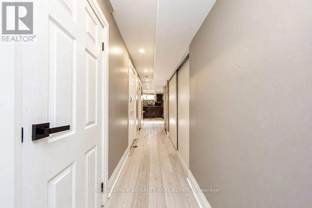 21 NEAMES CRESCENT
