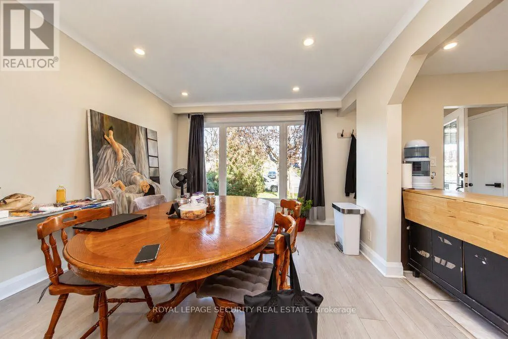 21 NEAMES CRESCENT