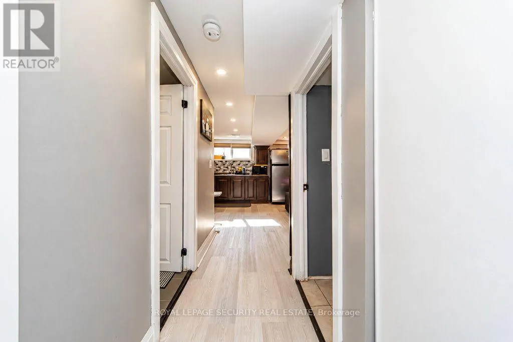 21 NEAMES CRESCENT