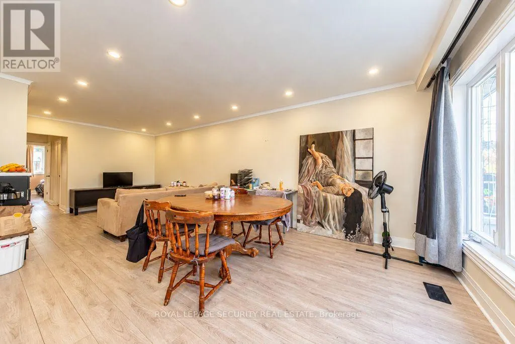 21 NEAMES CRESCENT