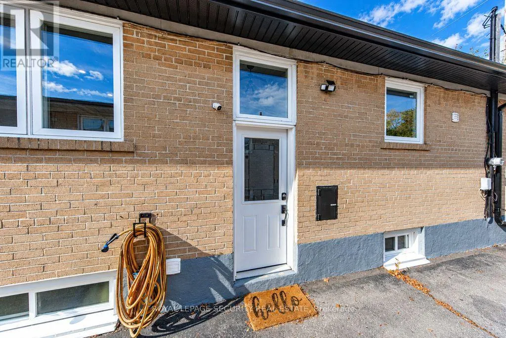 21 NEAMES CRESCENT
