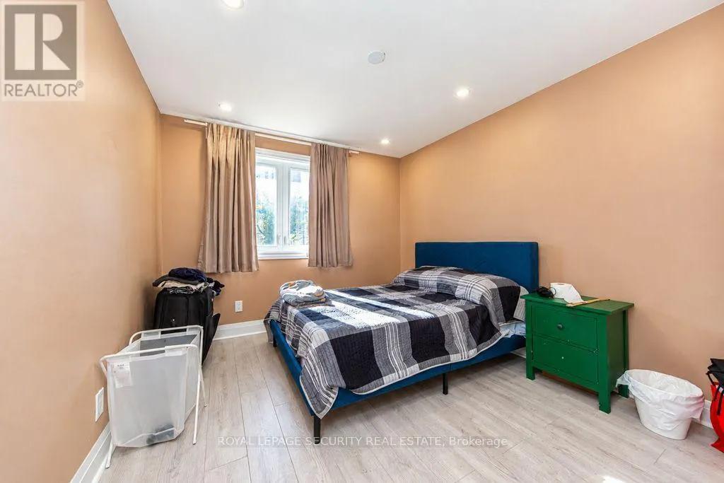 21 NEAMES CRESCENT