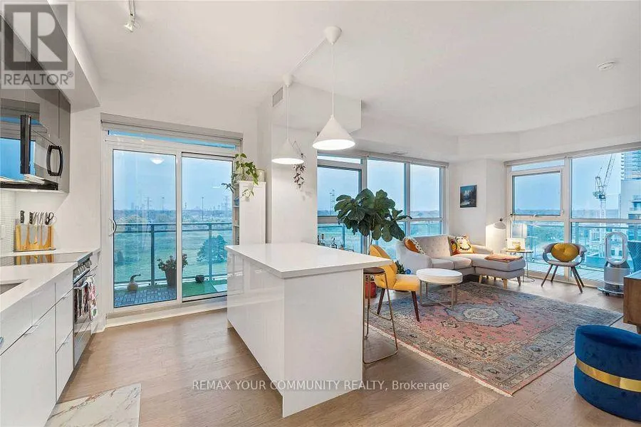 804 - 33 SHORE BREEZE DRIVE
