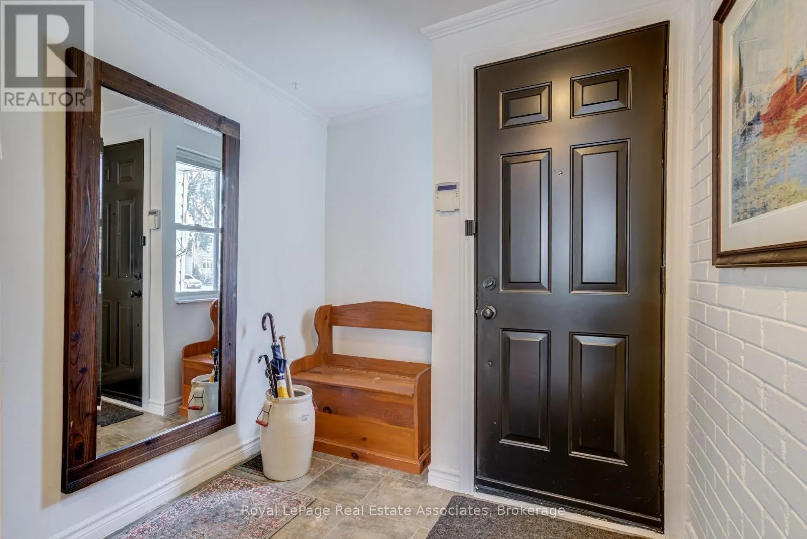 889 THIRD STREET