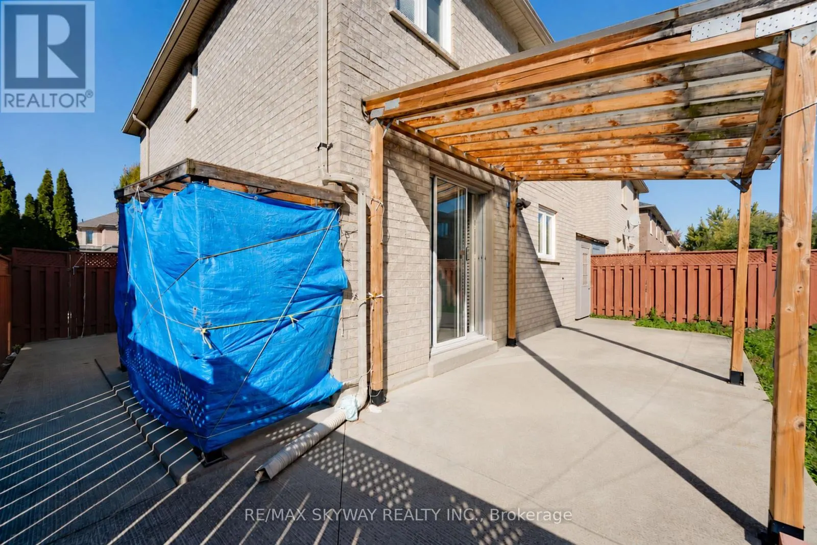 12 BARRIER REEF LANE