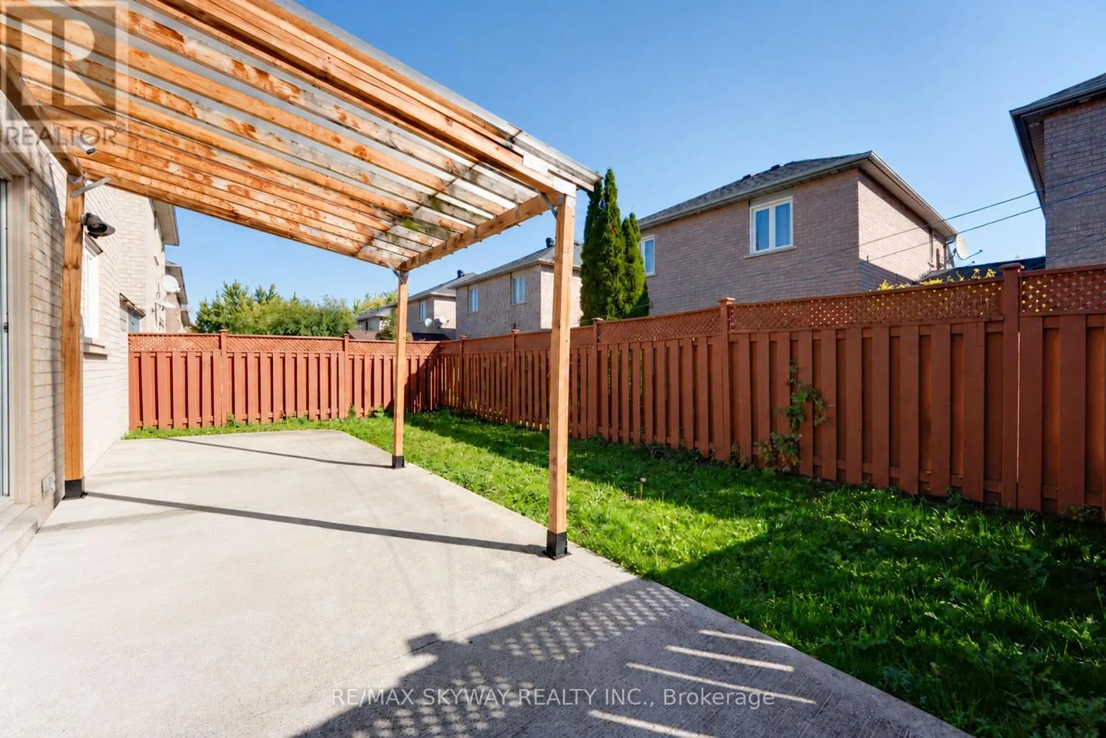 12 BARRIER REEF LANE