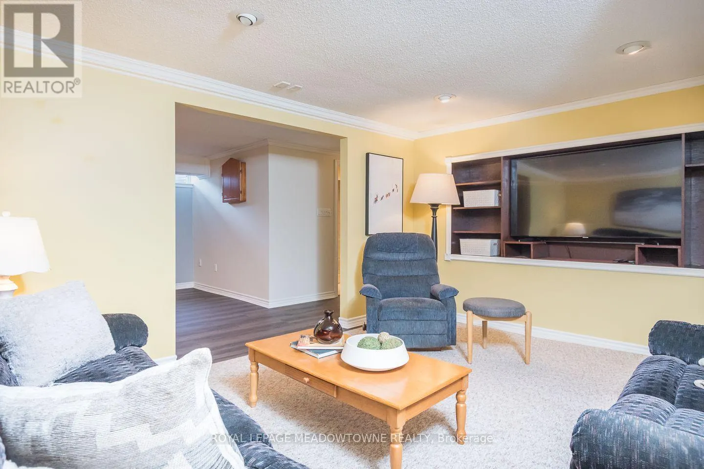 46 REYNIER DRIVE